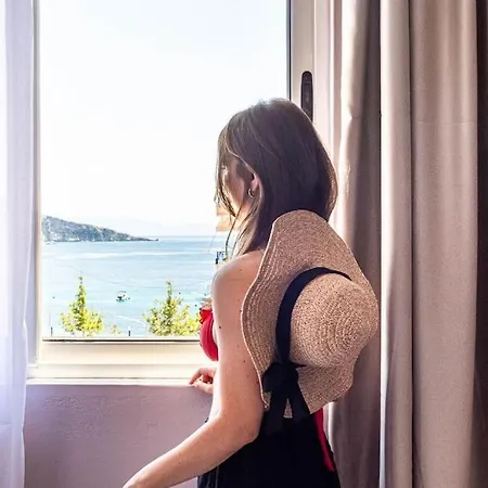 24 - & Access * Himara