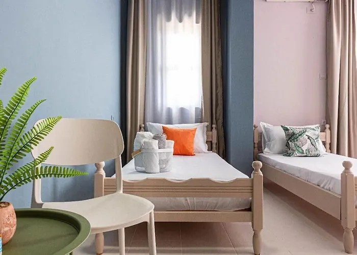 24 - & Access Apartament *